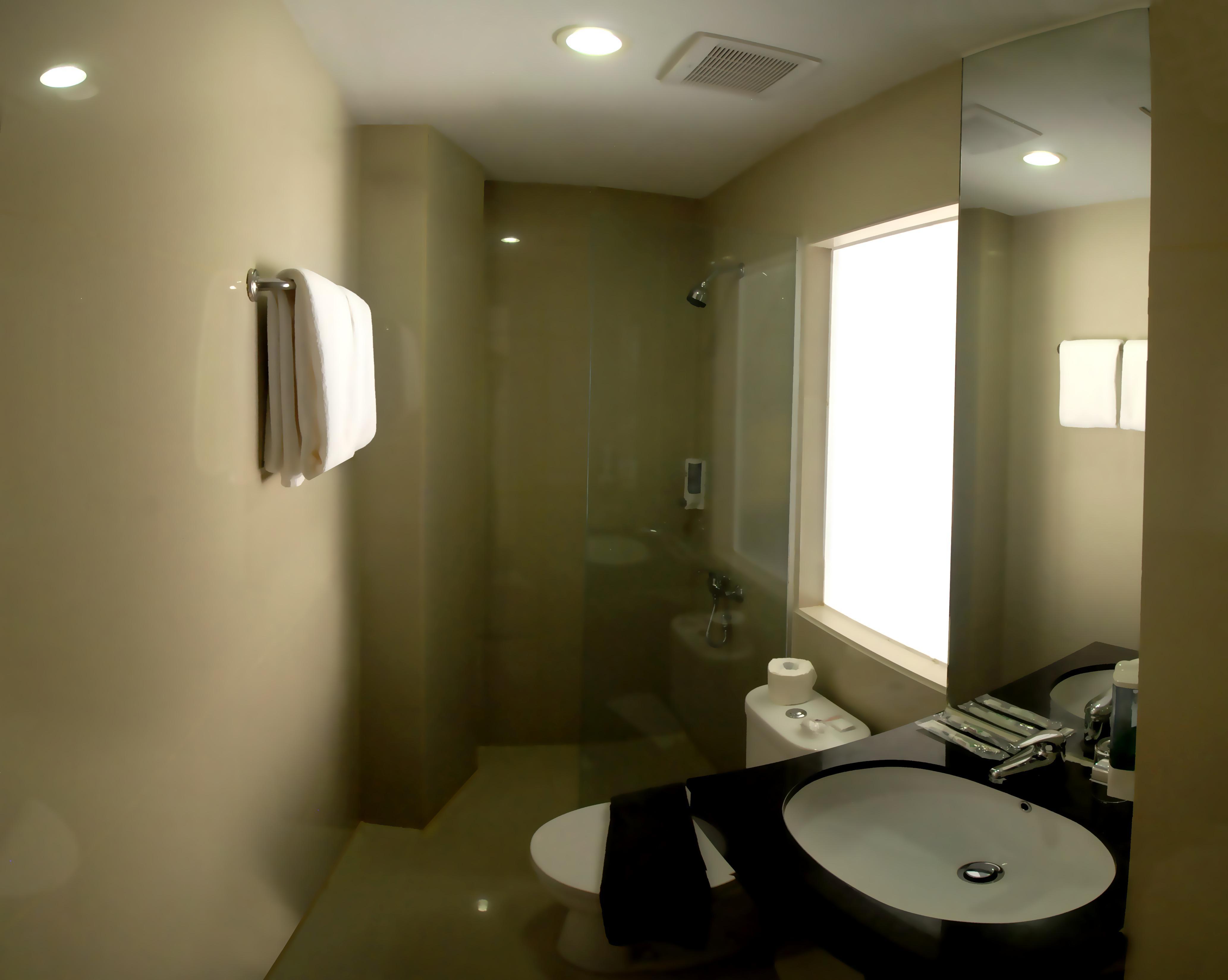Vio Hotel Veteran Bandung Exterior foto