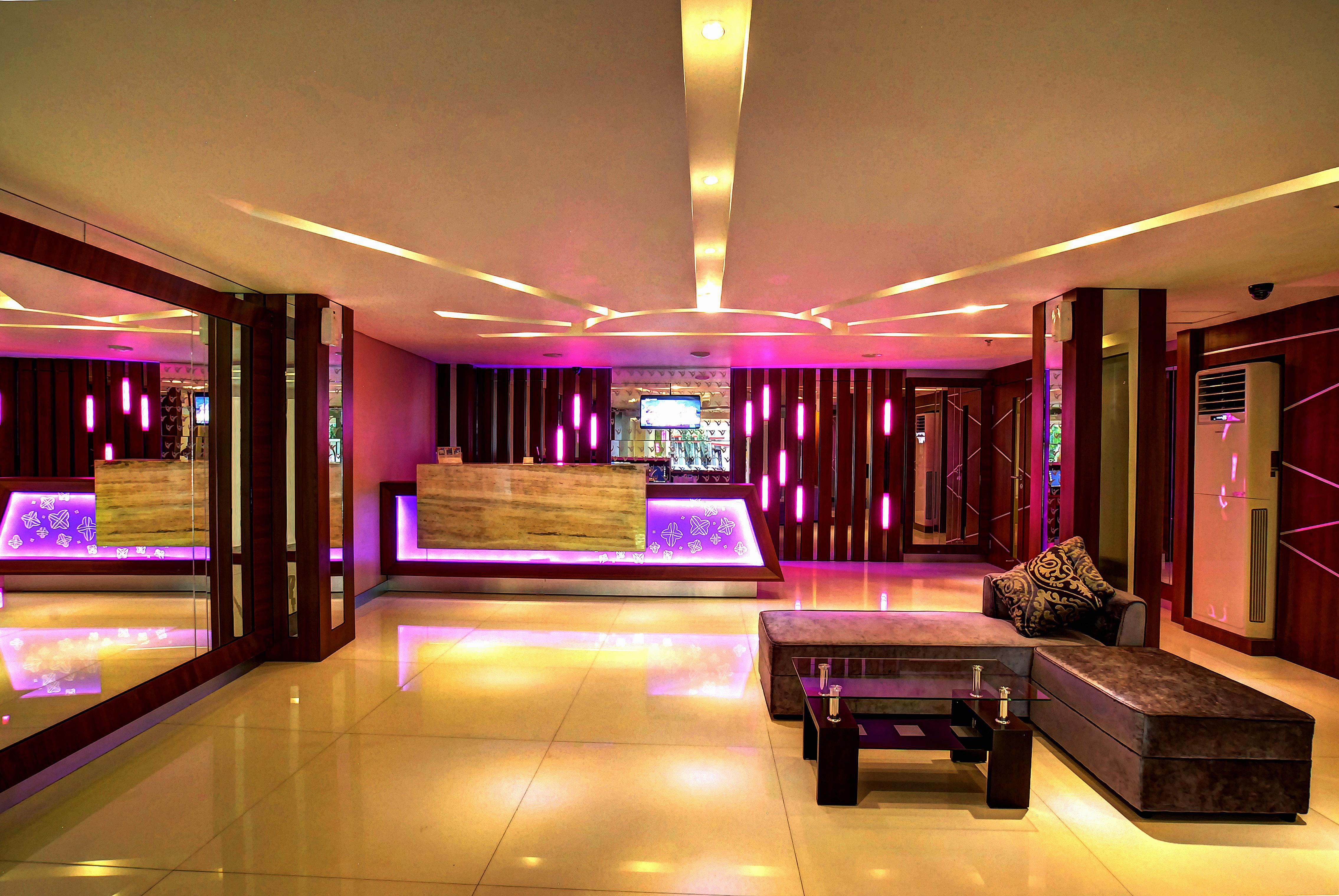 Vio Hotel Veteran Bandung Exterior foto